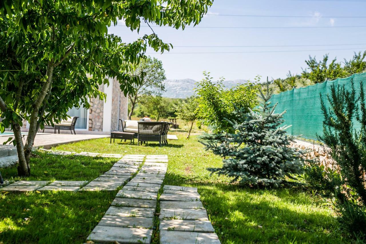Villa Legacy Krusvar Exteriér fotografie